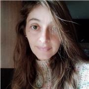 Soy una persona paciente, atenta, amable, comprensiva y observadora. Me encanta tratar con varias etapas escolar